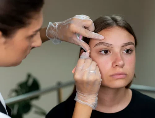 eyebrow-lift-surgery-69d0ae7d07059